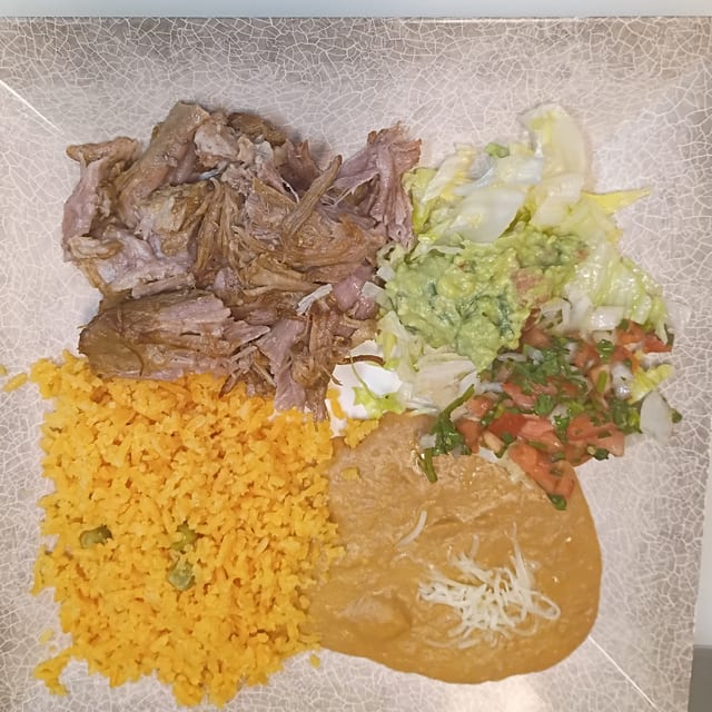 Lonche Carnitas.
